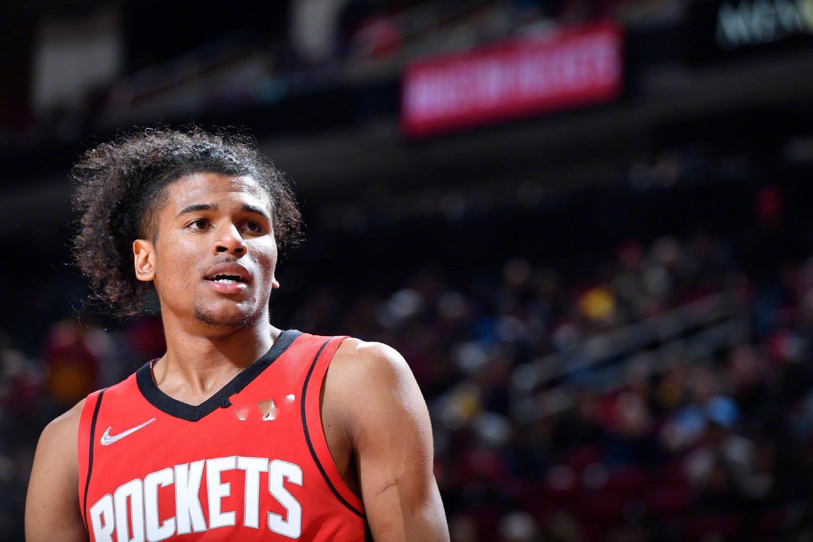 为触发词 为触发词