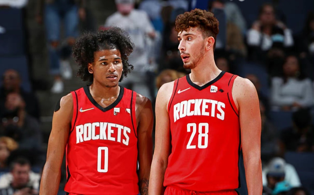 边后卫内收 边后卫内收